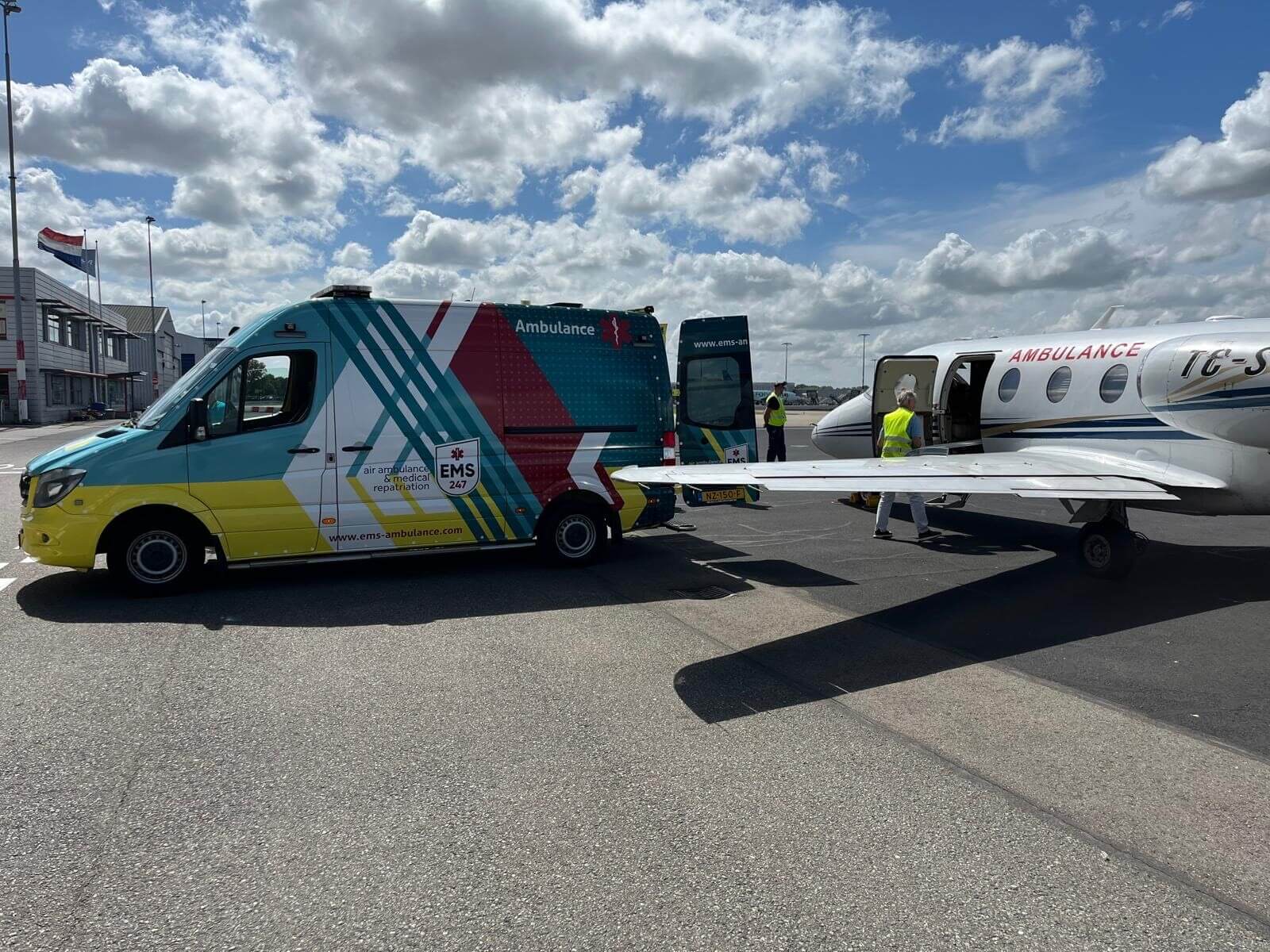 Medical aircraft ready for transport